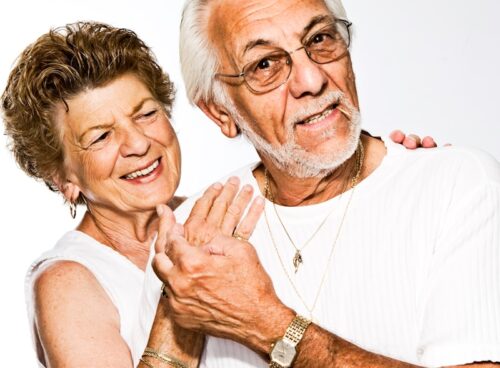 men's white crew-neck T-shirt